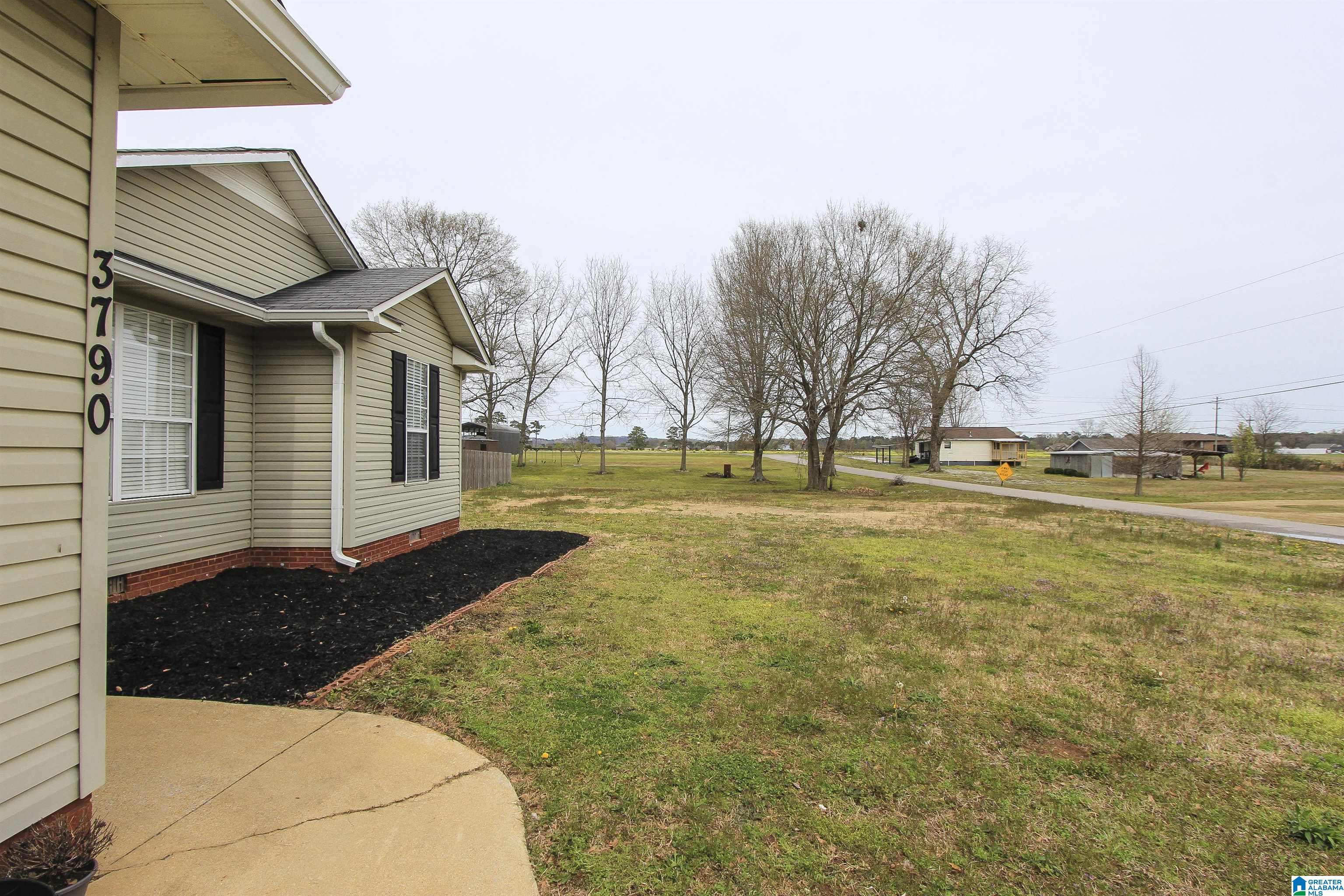 3790 Christopher Avenue Gadsden, AL 35907 - Photo 2 of 57