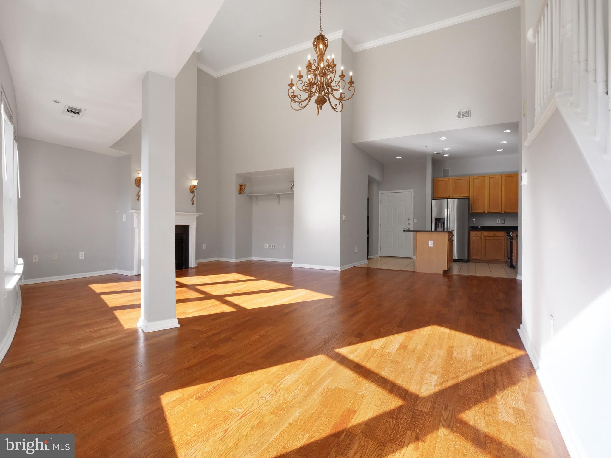 12000 Market Street, Unit 419 Reston, VA 20190 - Photo 5 of 31 So much usable space