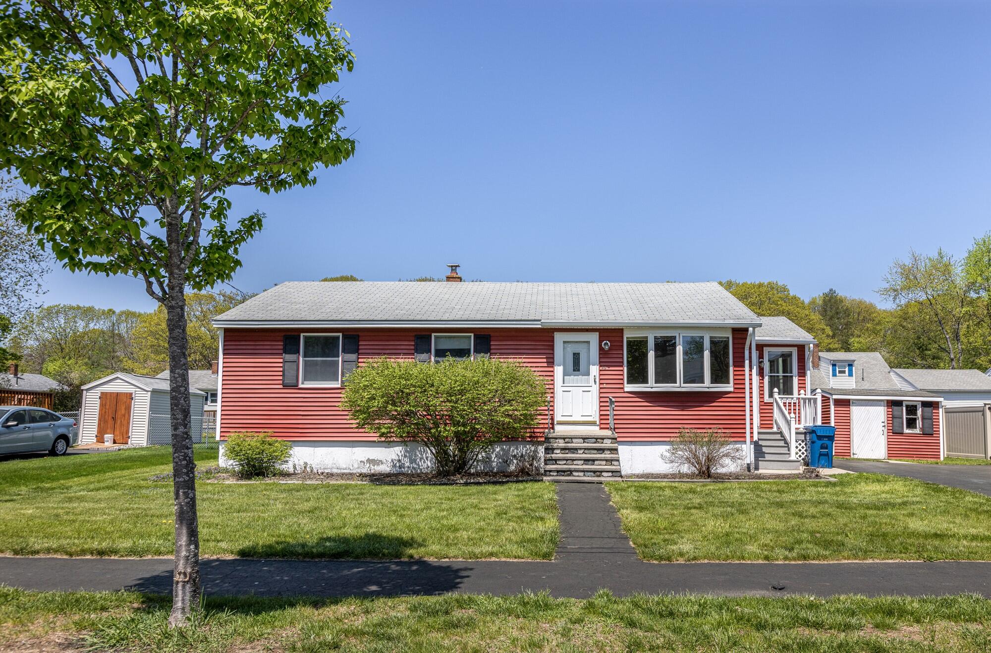39 Samuel Road Portland, ME 04103 - Photo 1 of 33 39 Samuel Rd._W5_022