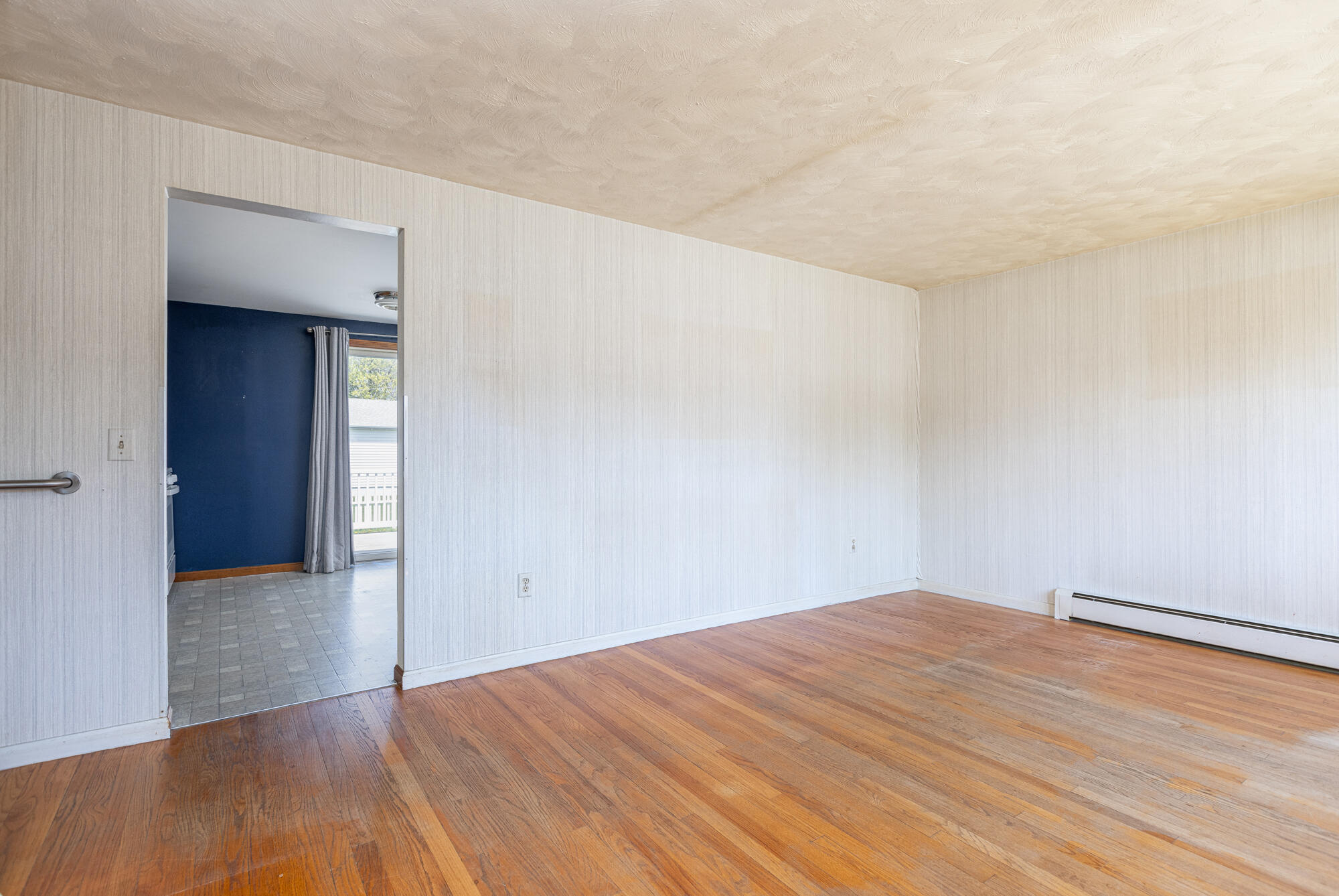 39 Samuel Road Portland, ME 04103 - Photo 11 of 33 39 Samuel Rd._W5_009