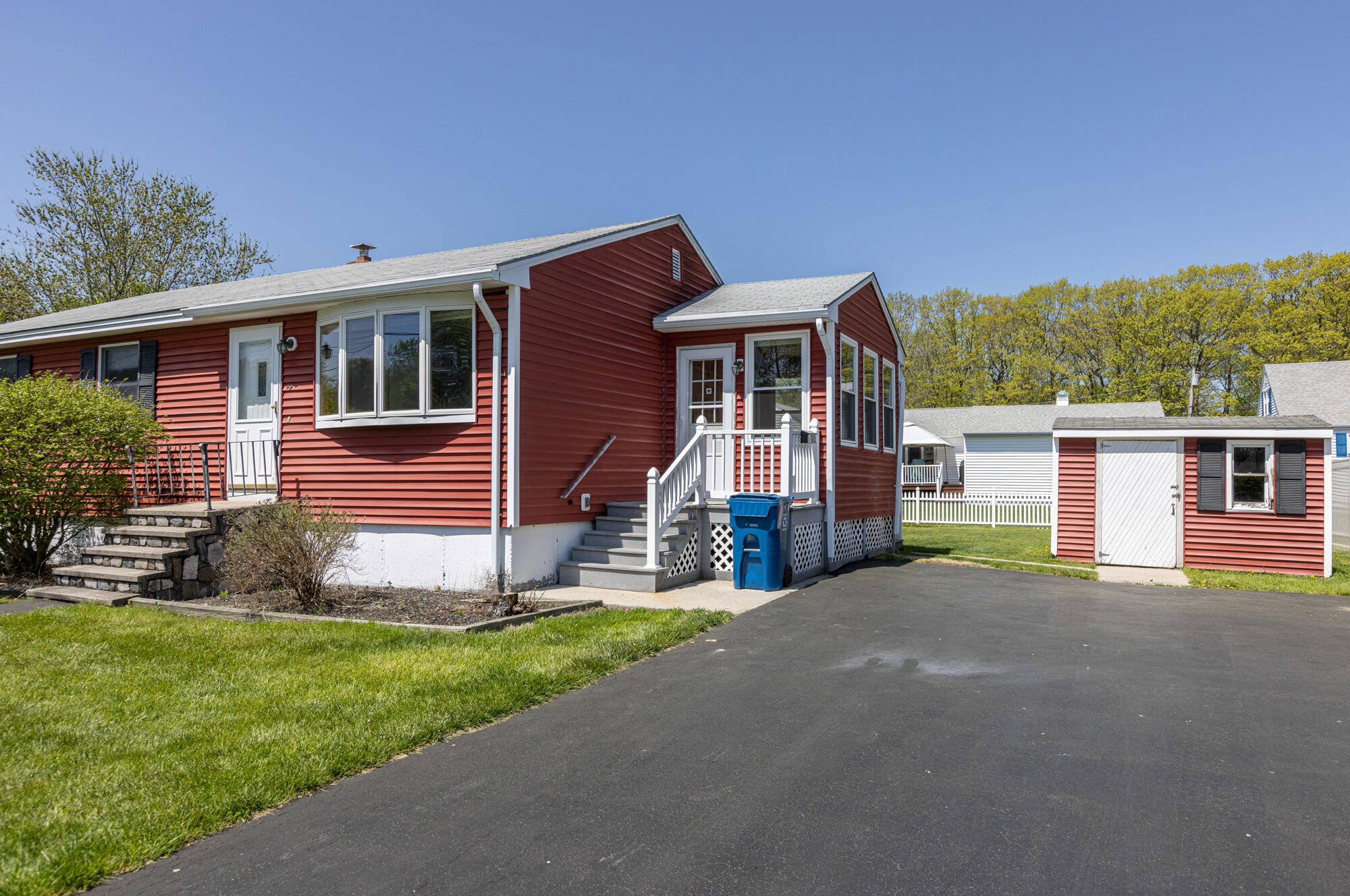 39 Samuel Road Portland, ME 04103 - Photo 2 of 33 39 Samuel Rd._W5_024