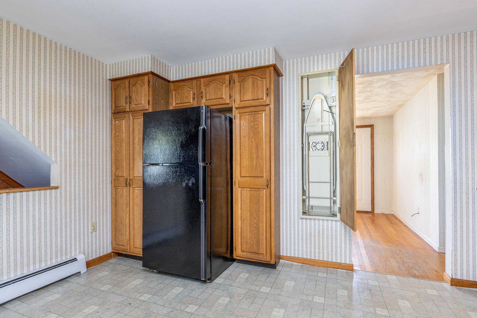 39 Samuel Road Portland, ME 04103 - Photo 9 of 33 39 Samuel Rd._W5_007