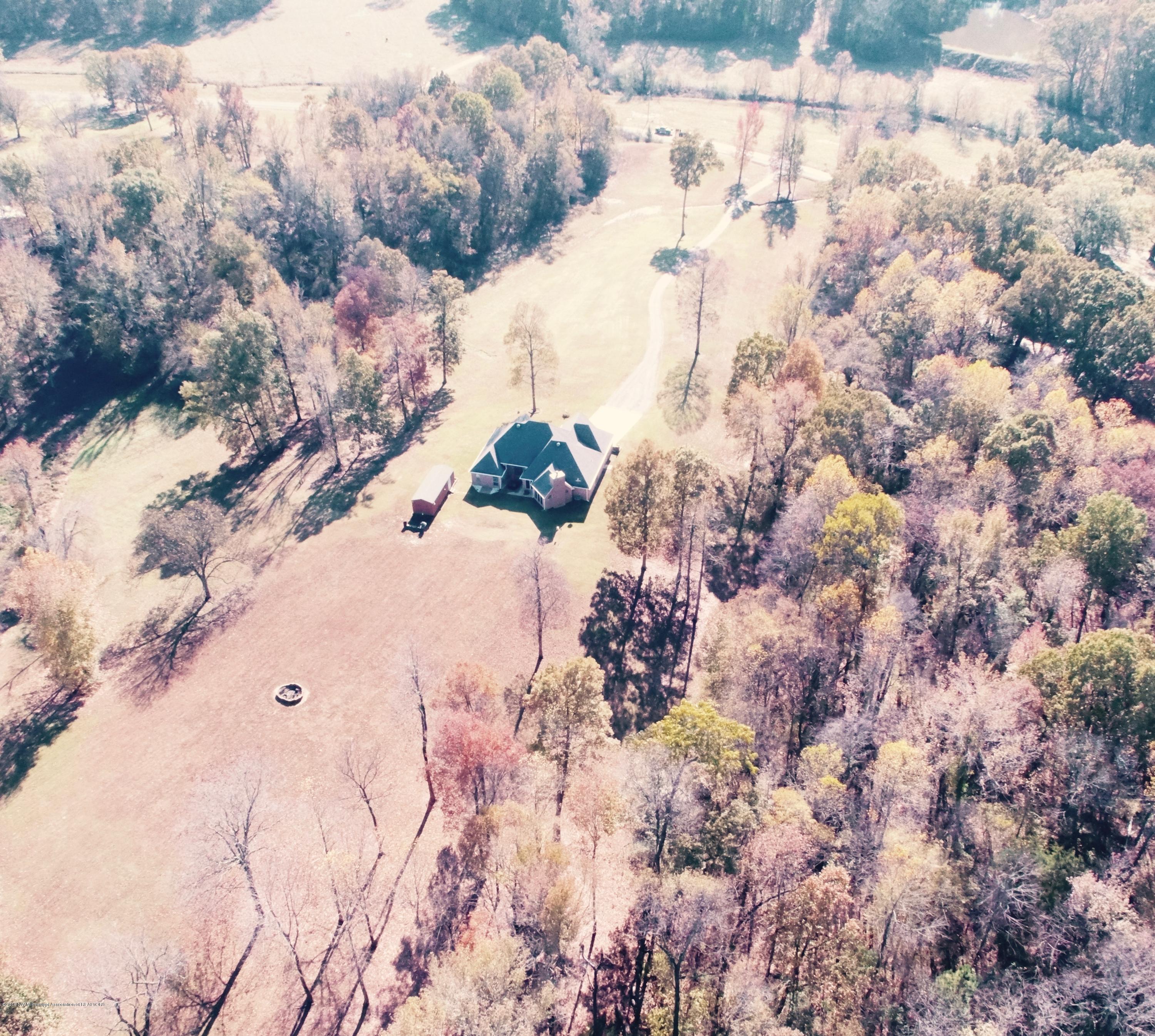 8980 Wilson Mill Road Lake Cormorant, MS 38641 - Photo 4 of 45 2018-11-15 14.06.42