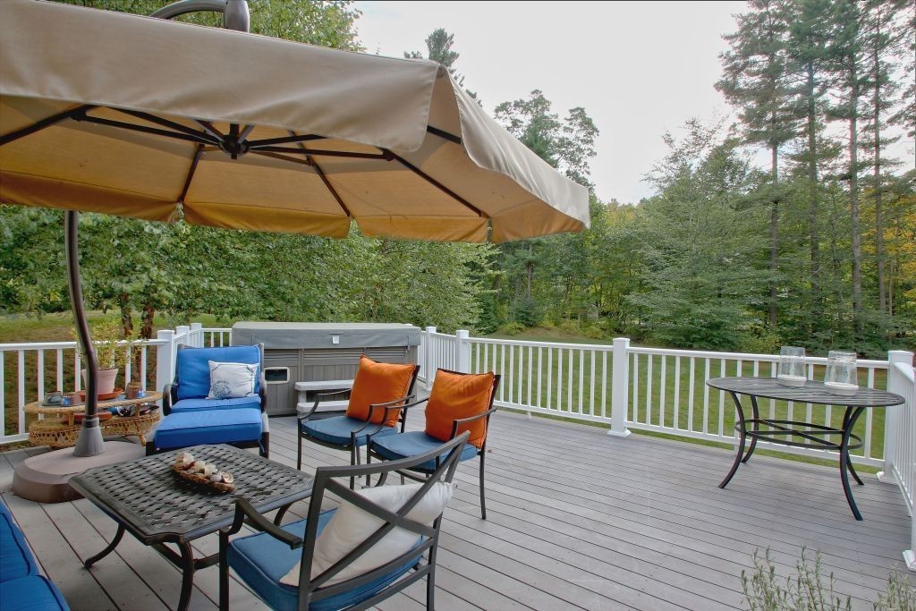 31 Davelin Road Wayland, MA 01778 - Photo 3 of 28 Gallery Image 3