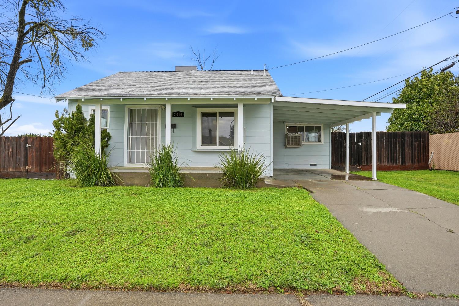2410 East Gerard Avenue Merced, CA 95341 - Photo 1 of 42
