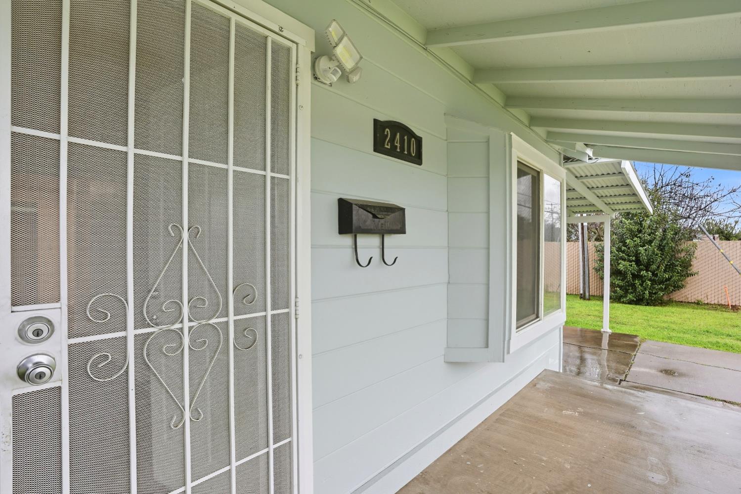 2410 East Gerard Avenue Merced, CA 95341 - Photo 8 of 42