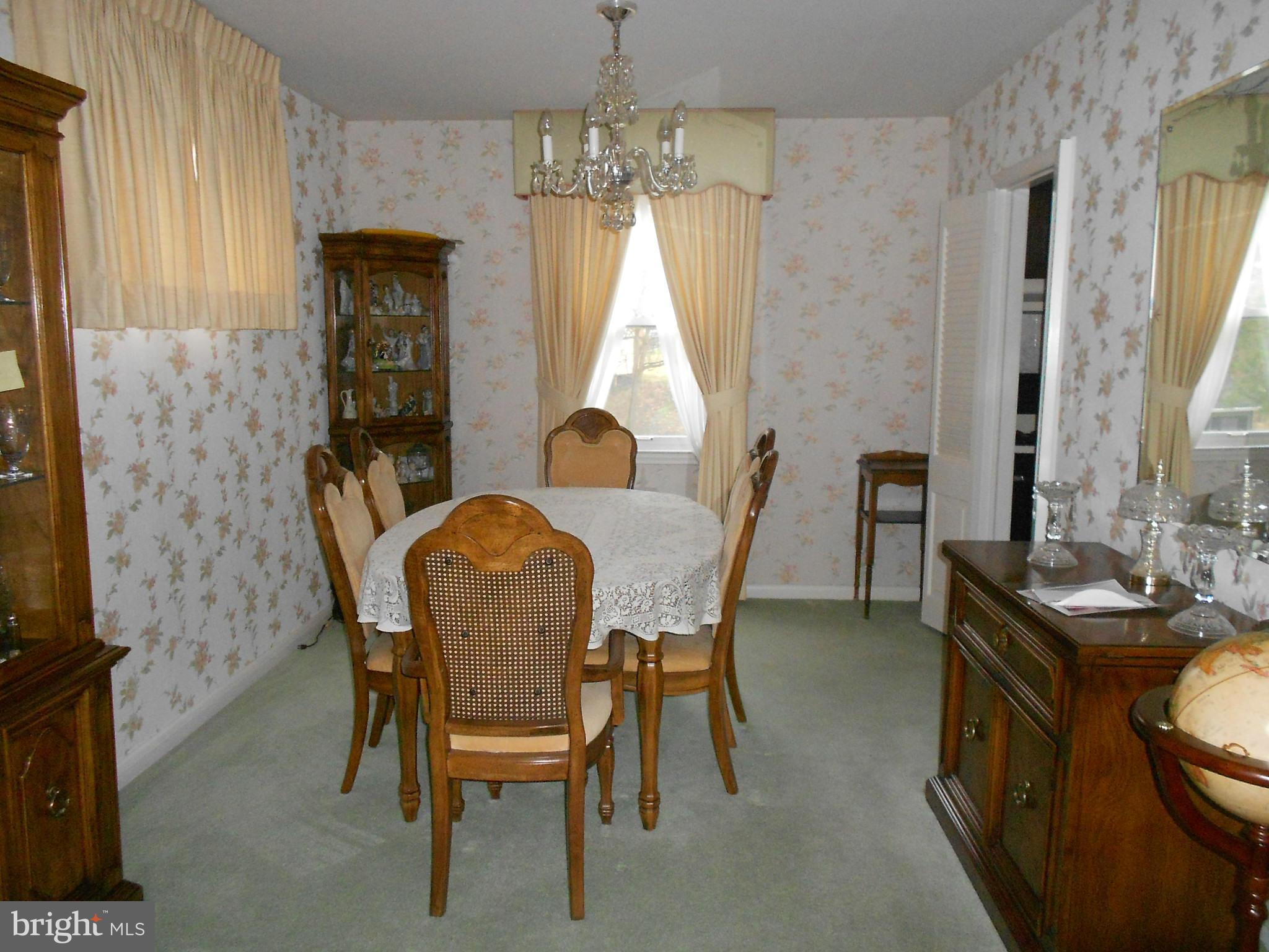 111 Ridgefield Road Lutherville-Timonium, MD 21093 - Photo 5 of 30 Dining Room
