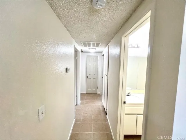 $1,800 | 16214 Juniper Street, Unit 1A, Hesperia, CA 92345