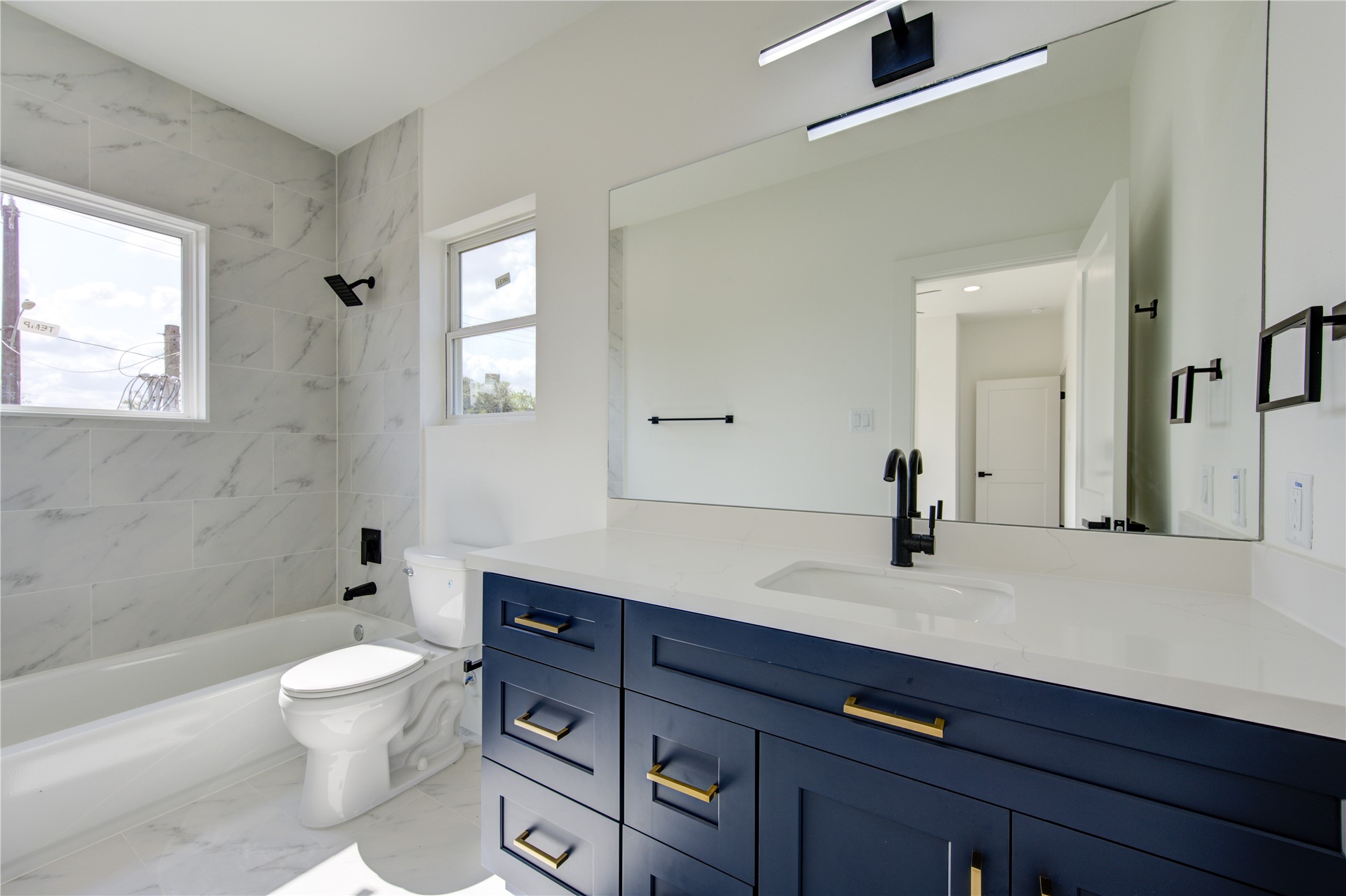 3639 Rebecca Street, Unit D Houston, TX 77021 - Photo 13 of 27