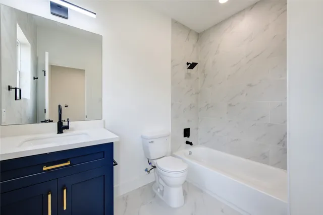 $2,500 | 3639 Rebecca Street, Unit D, Houston, TX 77021