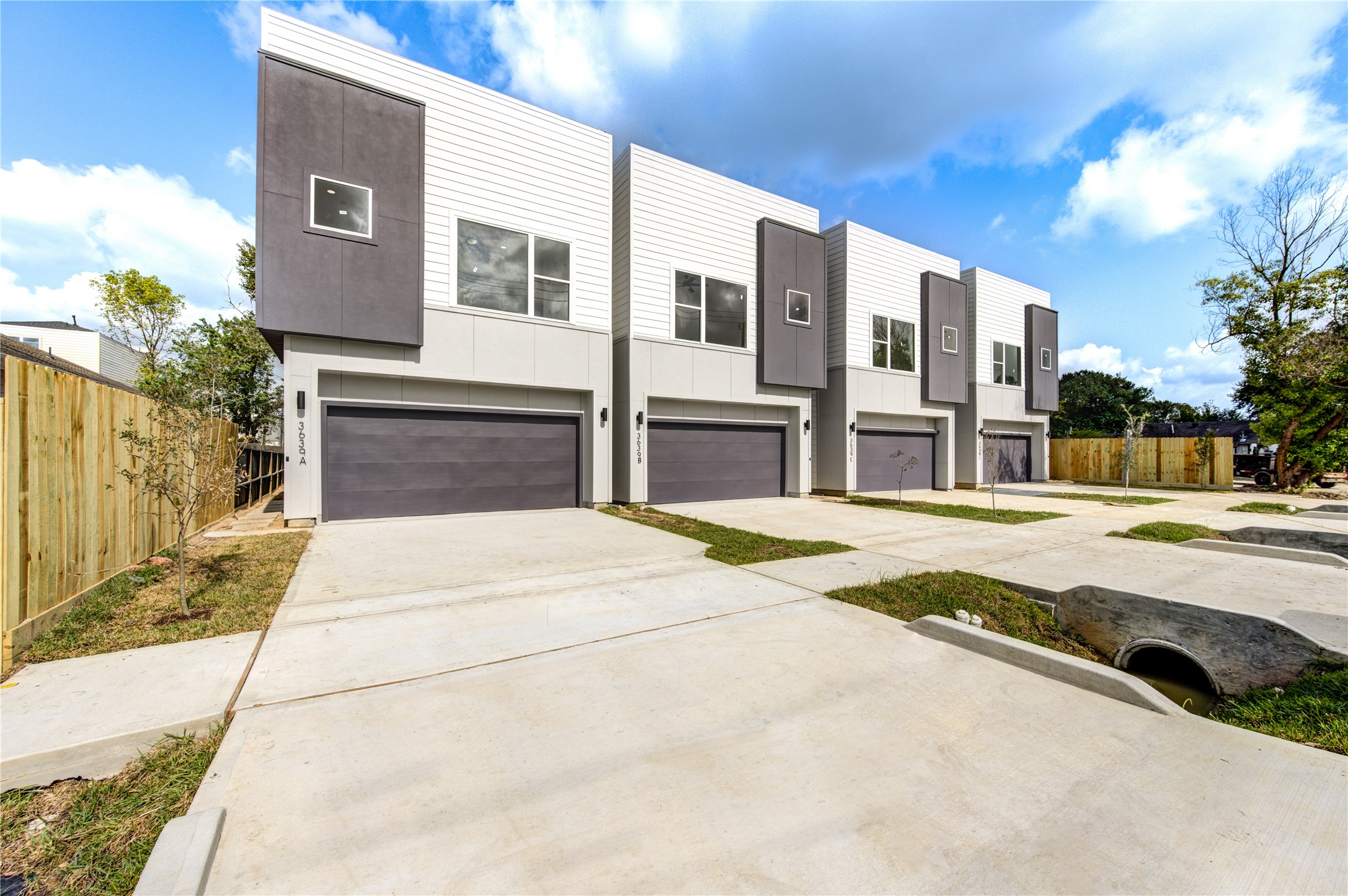 3639 Rebecca Street, Unit D Houston, TX 77021 - Photo 2 of 27