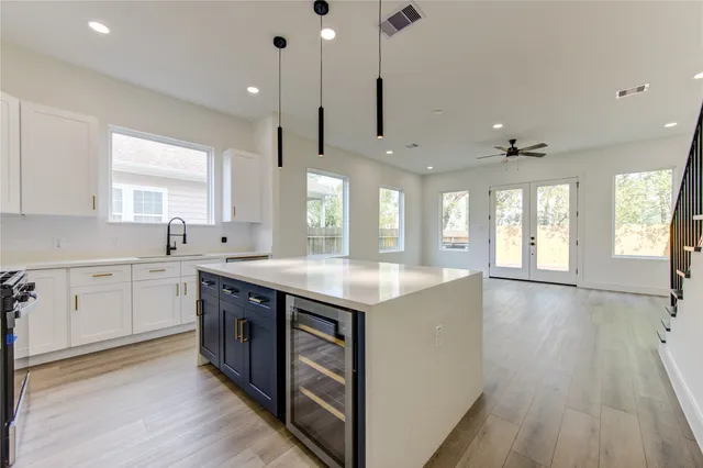 $2,500 | 3639 Rebecca Street, Unit D, Houston, TX 77021