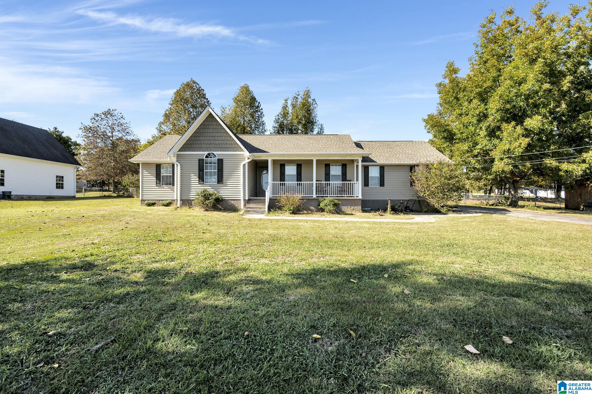 70 Chestnut Lane Hayden, AL 35079 - Photo 3 of 29
