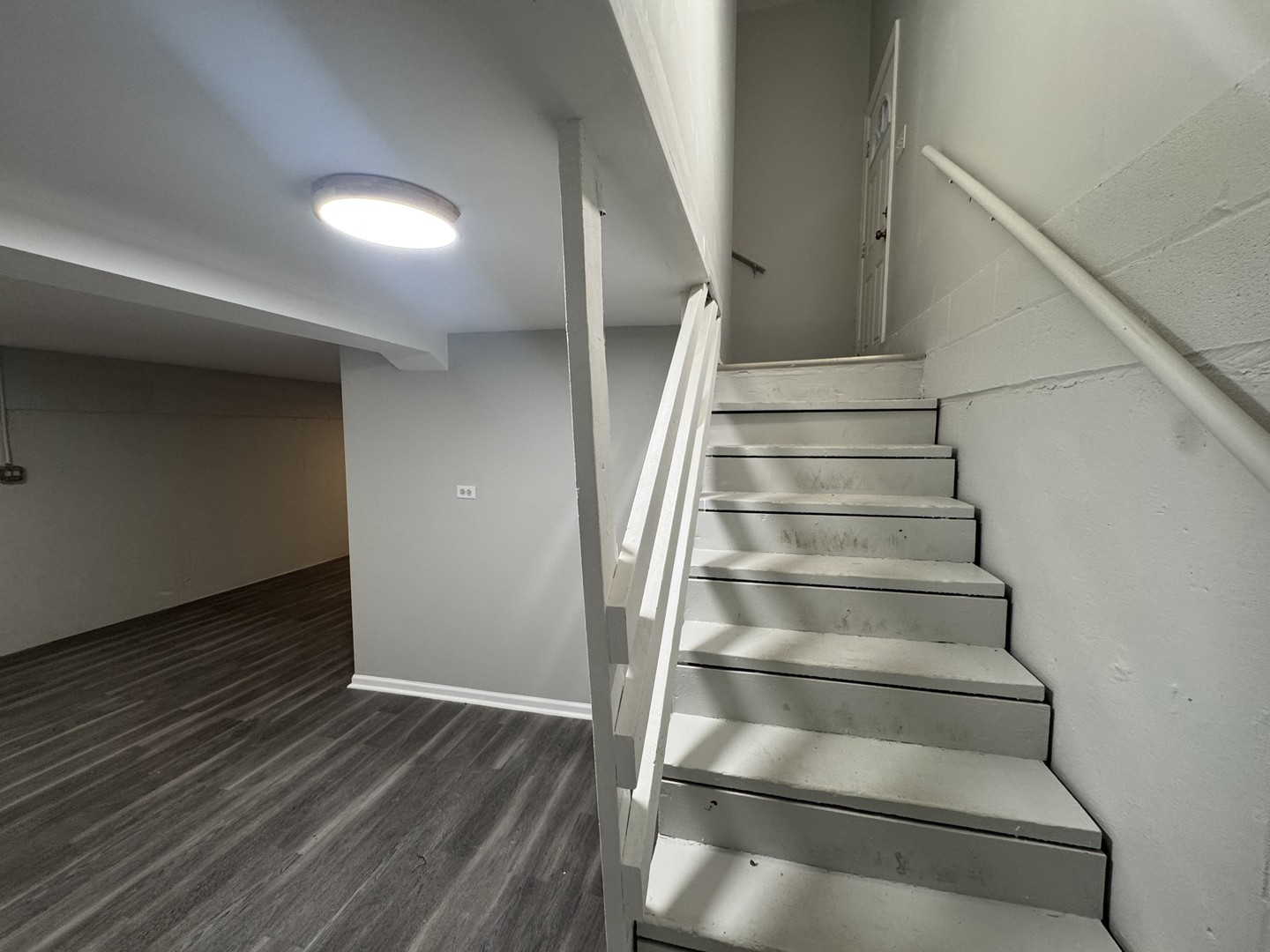 1447 West 114th Place Chicago, IL 60643 - Photo 14 of 21 a view of entryway with wooden floor