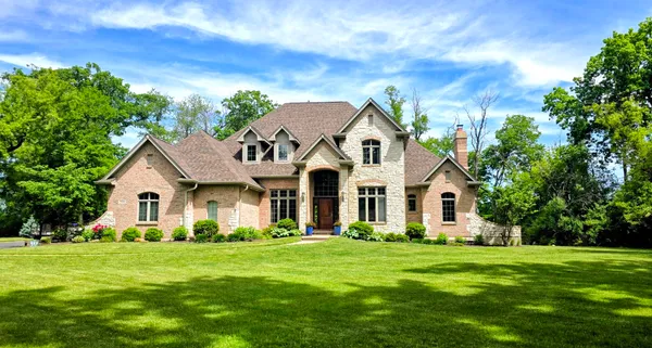$695,000 | 7508 Forest Oak Drive, McHenry, IL 60050