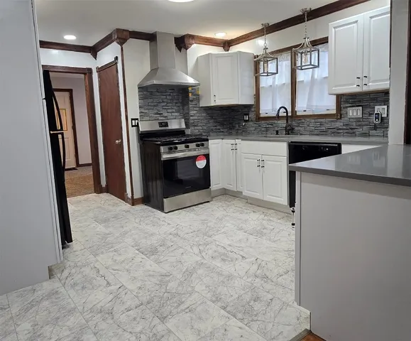 $1,800 | 64 Margaret Street, Johnson City, NY 13790