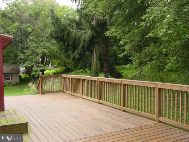 230 Kendig Road Conestoga, PA 17516 - Photo 3 of 17