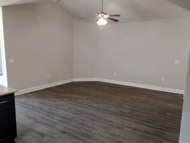 1721 Arcadia Drive Foley, AL 36535 - Photo 31 of 45 Fanily Room