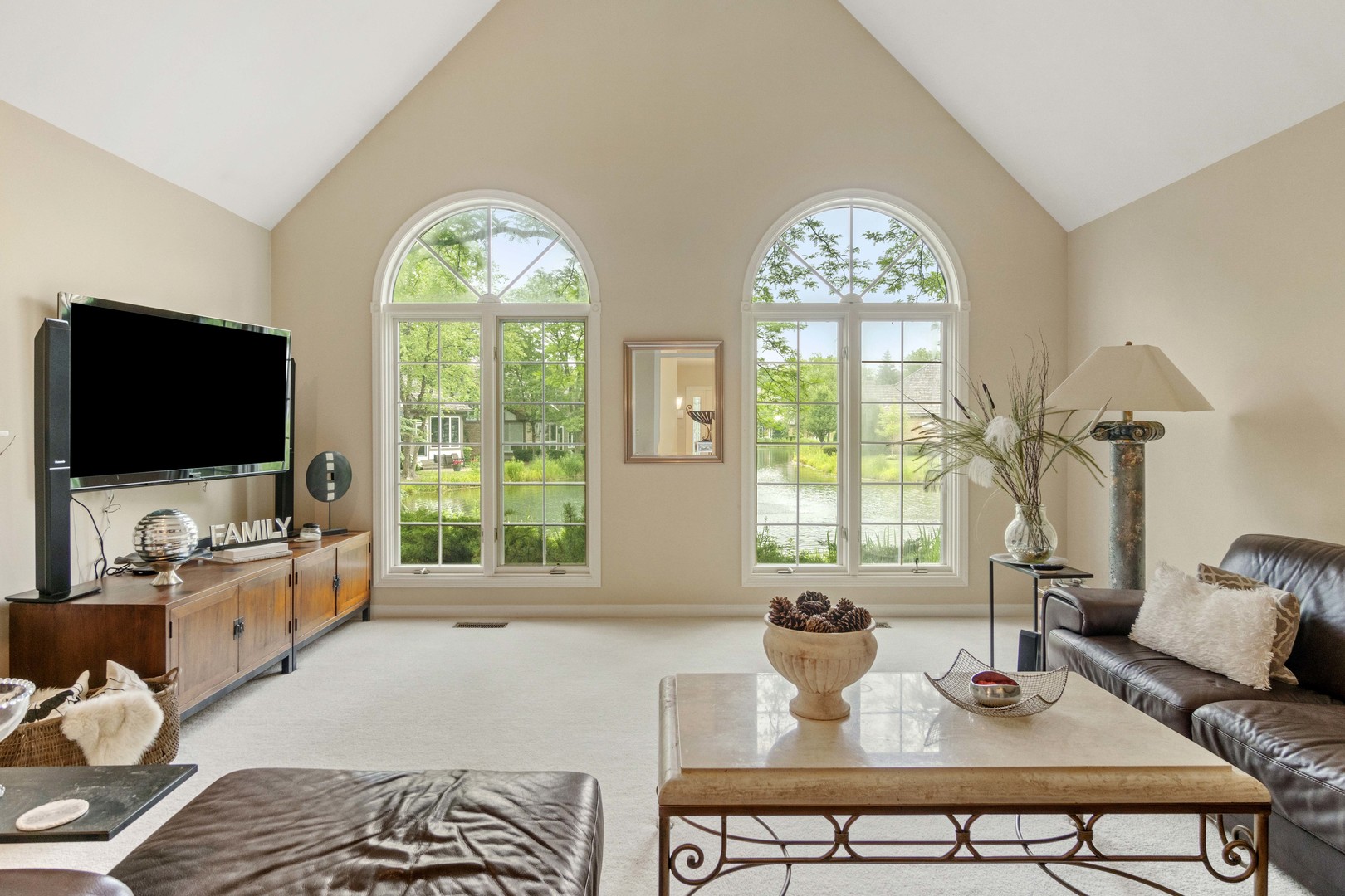 25 Lake Ridge Club Drive Burr Ridge, IL 60527 - Photo 4 of 36