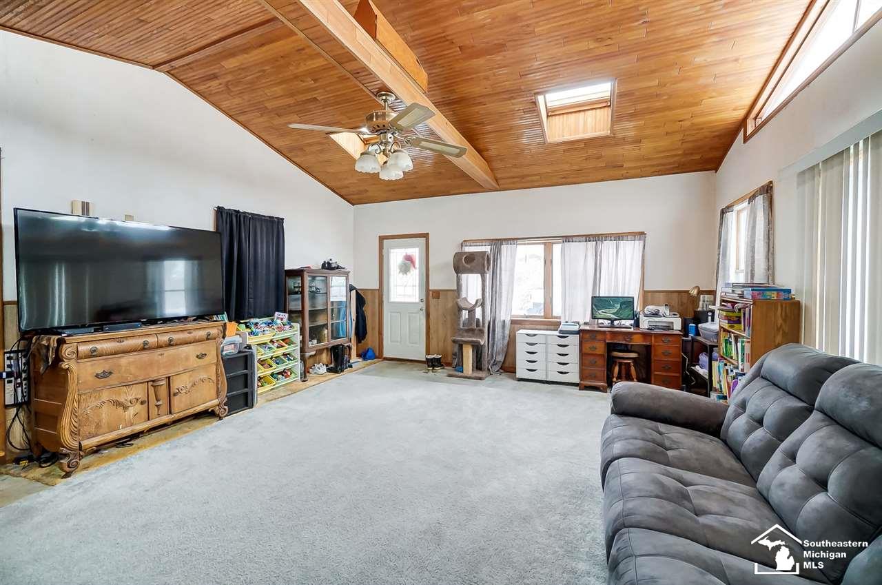 3725 Bluebush Road Monroe, MI 48162 - Photo 19 of 42