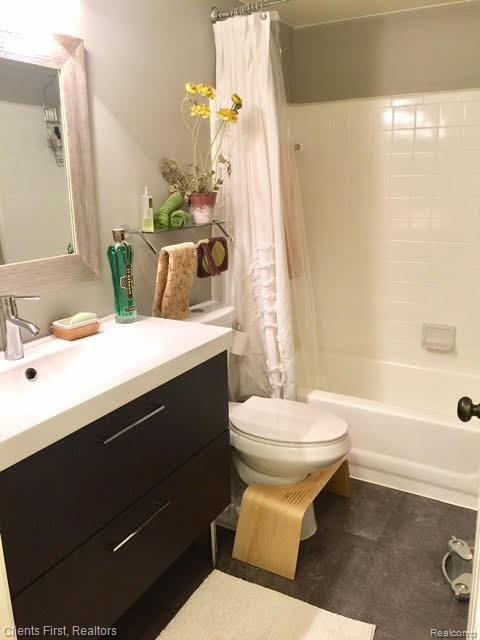 1875 Allenway Court Rochester Hills, MI 48309 - Photo 9 of 27