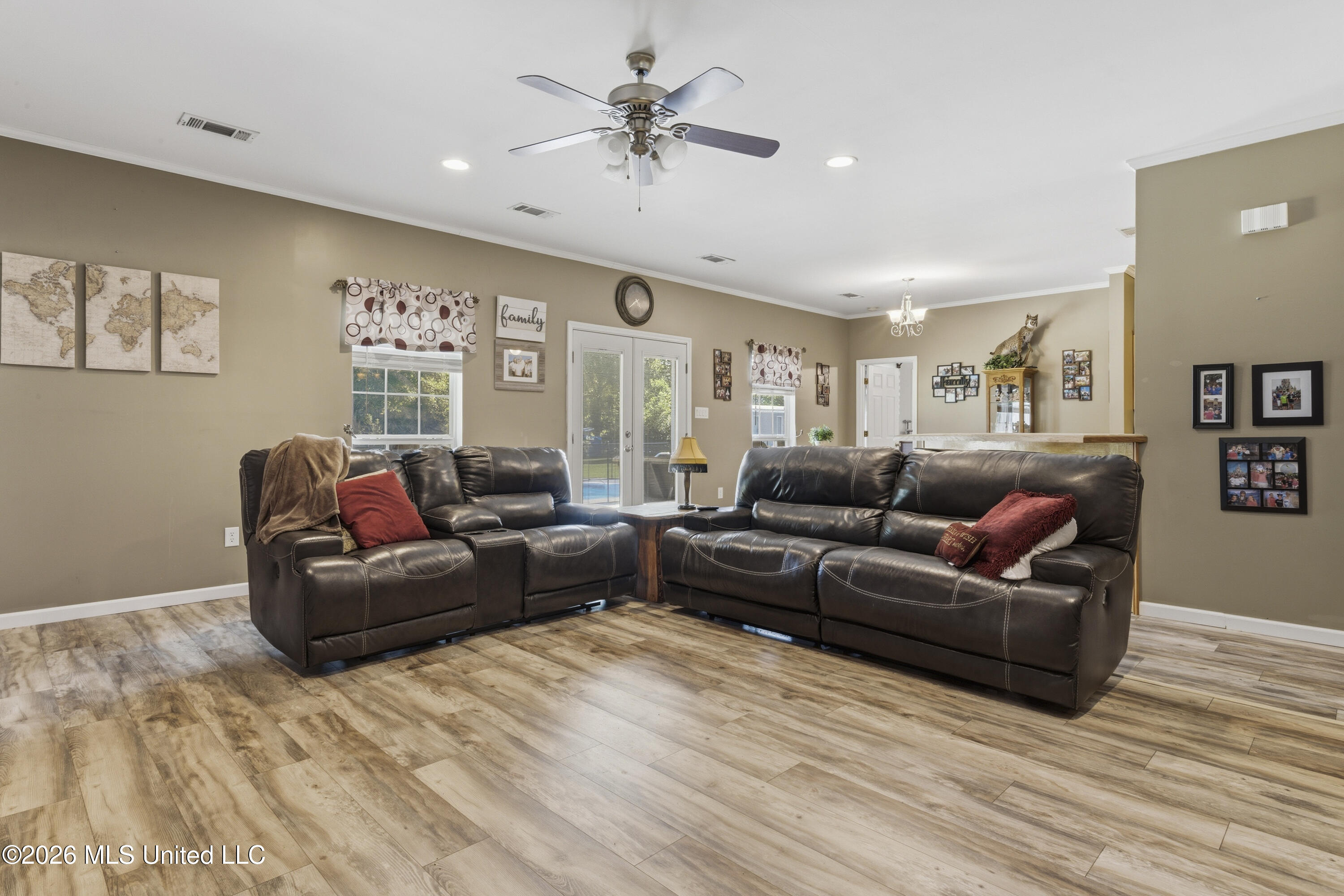 8217 Tucker Road Biloxi, MS 39532 - Photo 11 of 48 00011