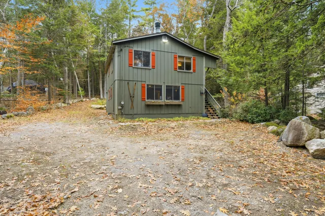 $399,000 | 10 North Bay Road, Bridgton, ME 04009