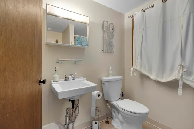 $399,000 | 10 North Bay Road, Bridgton, ME 04009