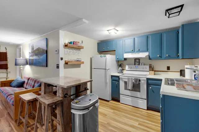 $399,000 | 10 North Bay Road, Bridgton, ME 04009