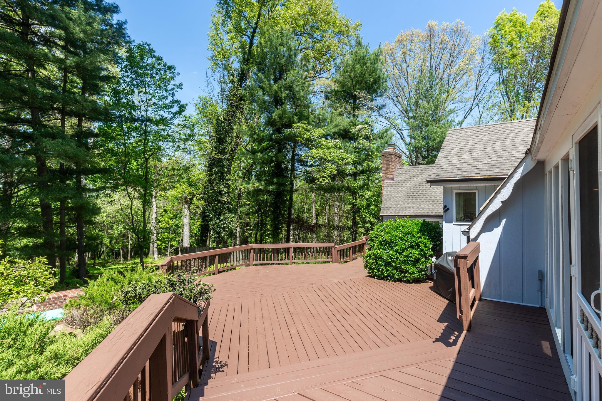 4734 Water Tank Road Manchester, MD 21102 - Photo 47 of 57 Side - wrap-around decking
