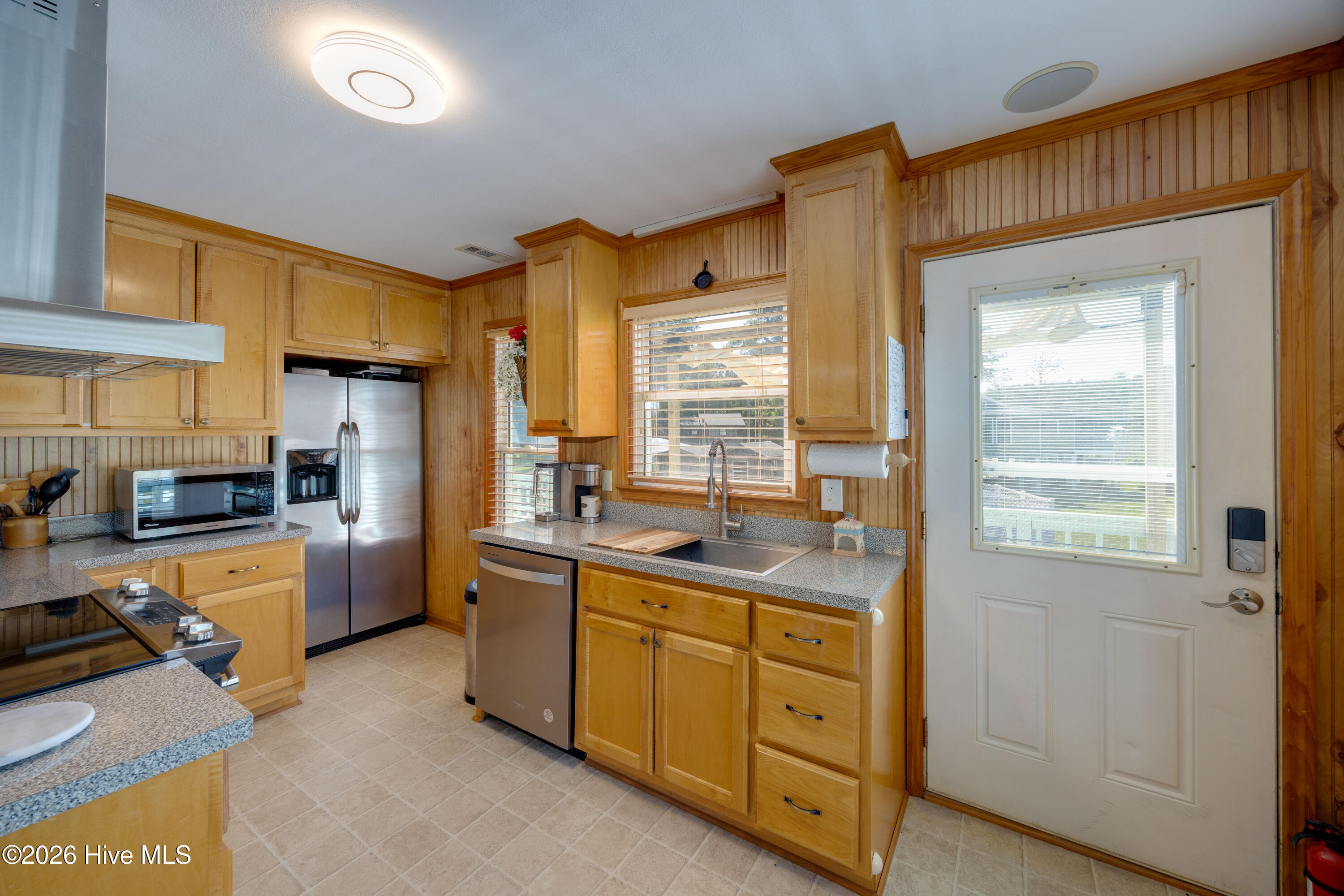 29 Point Avenue Belhaven, NC 27810 - Photo 6 of 34