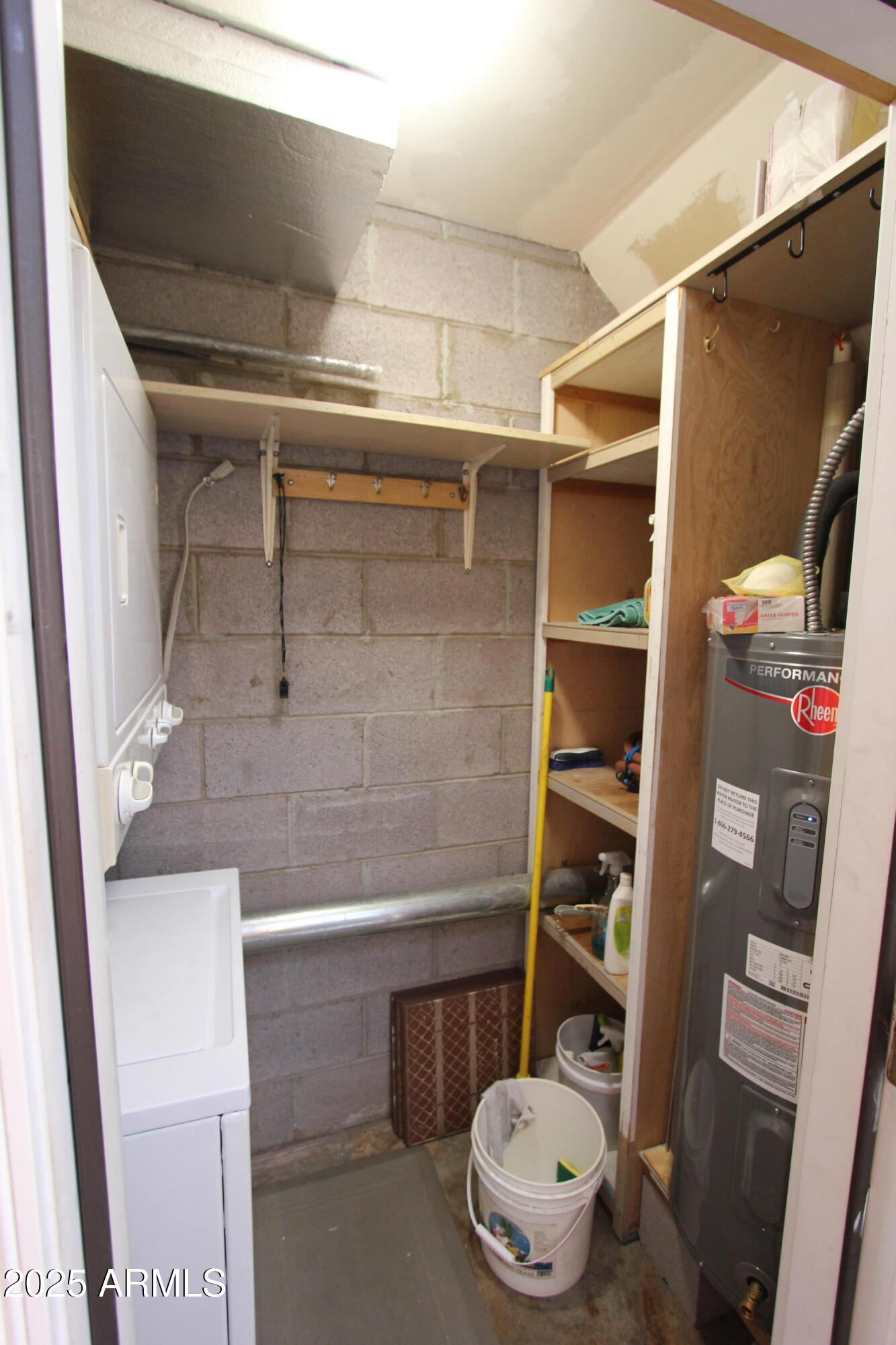 10411 North 11th Avenue, Unit 3 Phoenix, AZ 85021 - Photo 17 of 23 a bathroom with a toilet and a shower