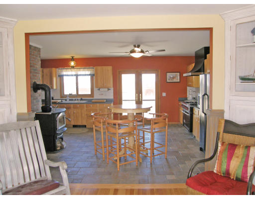 871 Sconticut Neck Road Fairhaven, MA 02719 - Photo 16 of 30