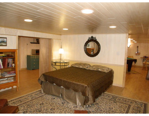 871 Sconticut Neck Road Fairhaven, MA 02719 - Photo 22 of 30