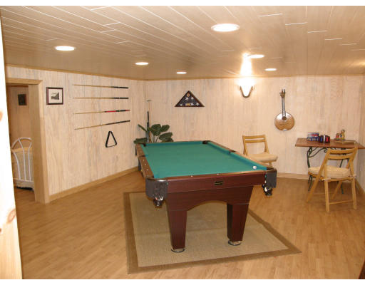 871 Sconticut Neck Road Fairhaven, MA 02719 - Photo 25 of 30