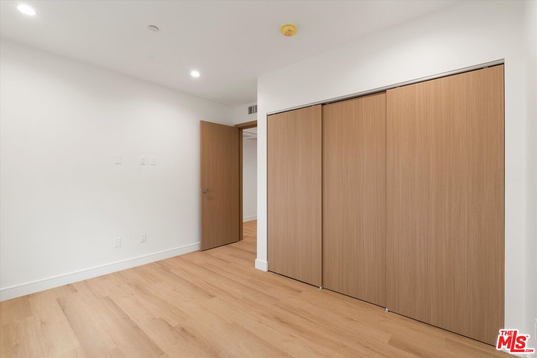 11025 1/2 Blix Street North Hollywood, CA 91602 - Photo 17 of 18 a view of an empty room