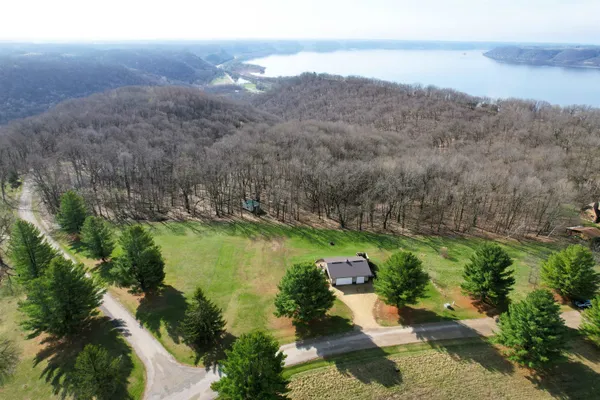 $225,000 | 14824 Eagle Ridge Road, Ferryville, WI 54628