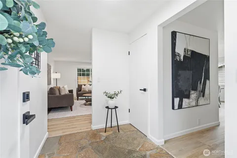 $599,995 | 2761 Southwest 314th Street, Federal Way, WA 98023