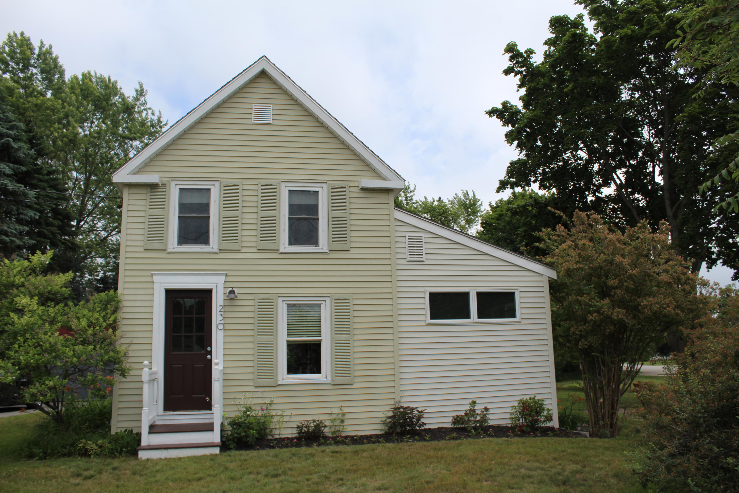 230 Black Point Road Scarborough, ME 04074 - Photo 2 of 38 IMG_0865