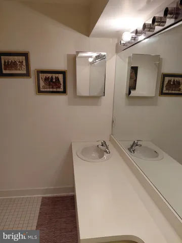 $85,000 | 5215 Le Parc Drive, Unit 2, Wilmington, DE 19809