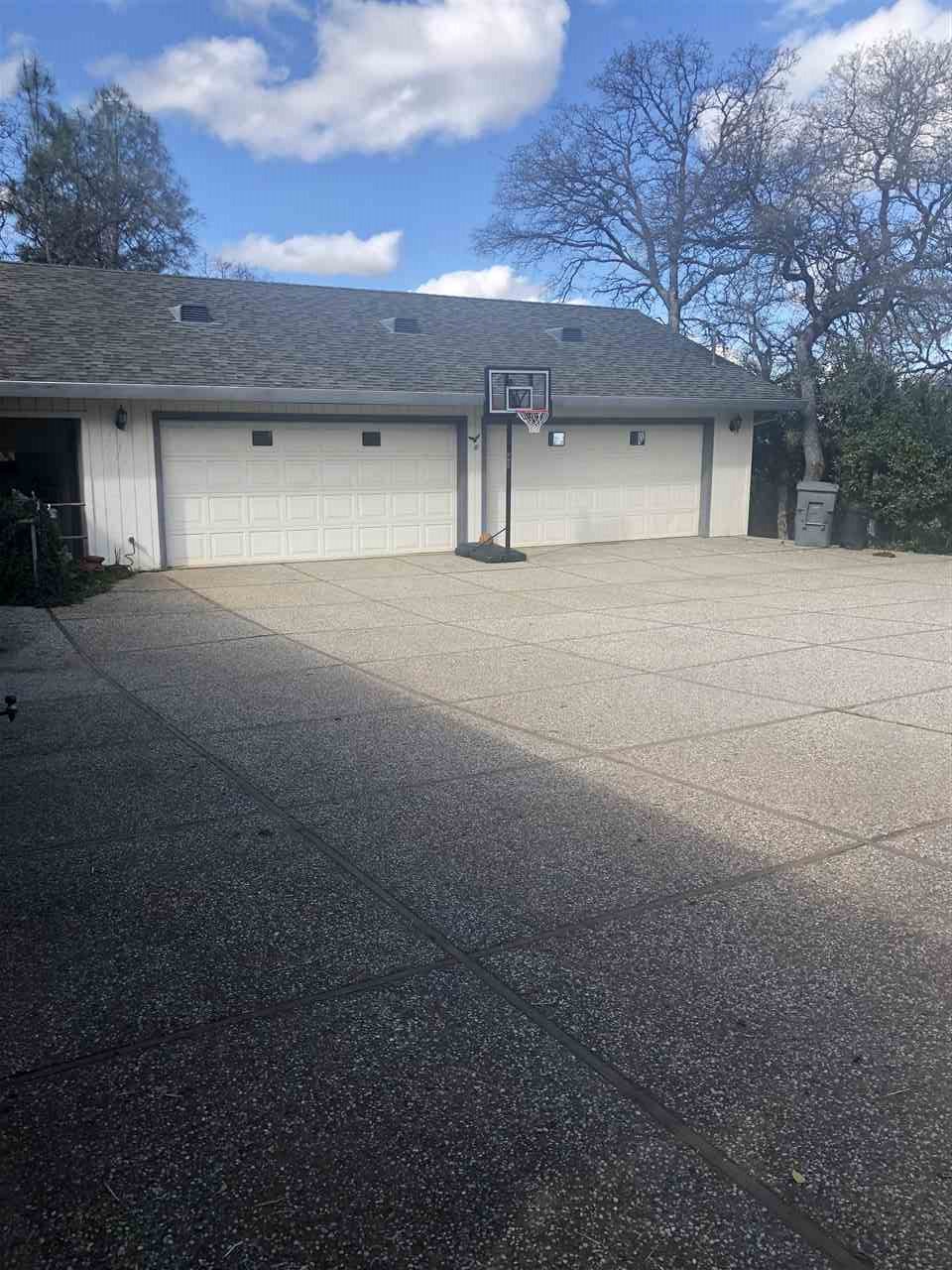 8920 Arrowrock Trail Smartsville, CA 95977 - Photo 3 of 6 a house view with a outdoor space