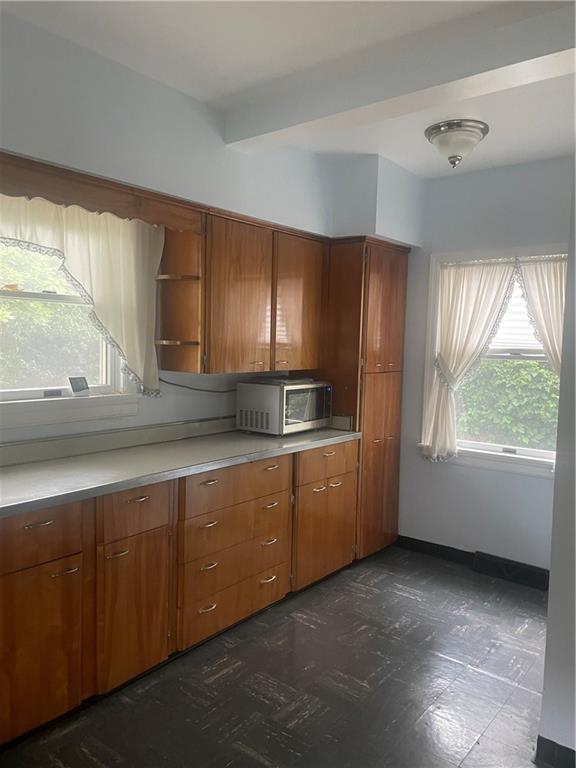 536 Adams Street Rochester, PA 15074 - Photo 6 of 37 Large, really nice kitchen!