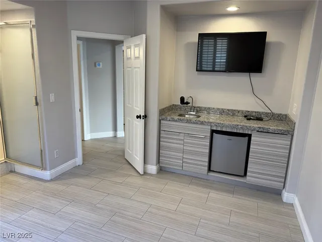 $3,350 | 8218 Mt Nido Drive, Las Vegas, NV 89147