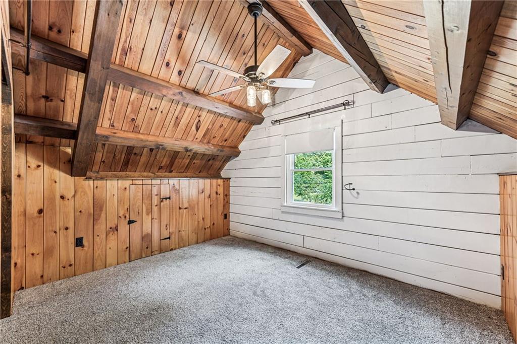 733 McKee Road White Oak, PA 15131 - Photo 19 of 36 a view of an entryway with a building