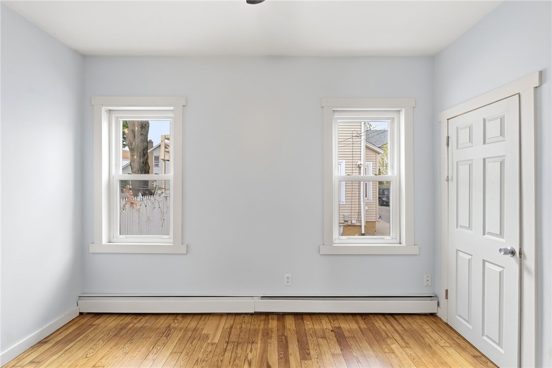 35 Lawrence Street Providence, RI 02909 - Photo 13 of 32