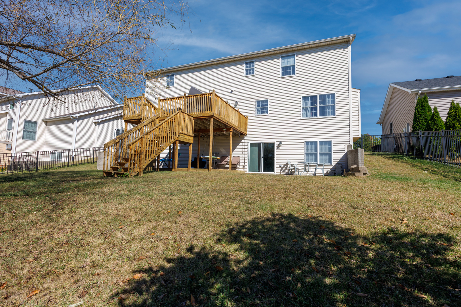 2405 Savanna Road Bloomington, IL 61705 - Photo 43 of 48 a view of a house with a yard