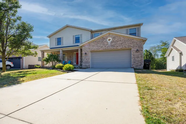 $360,000 | 2405 Savanna Road, Bloomington, IL 61705