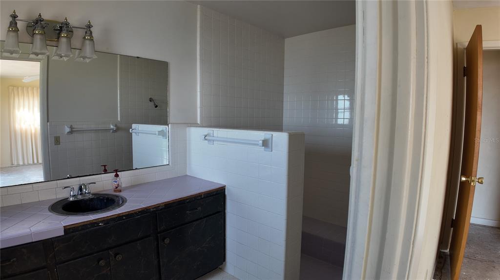 5026 North Socrum Loop Road Lakeland, FL 33809 - Photo 16 of 31