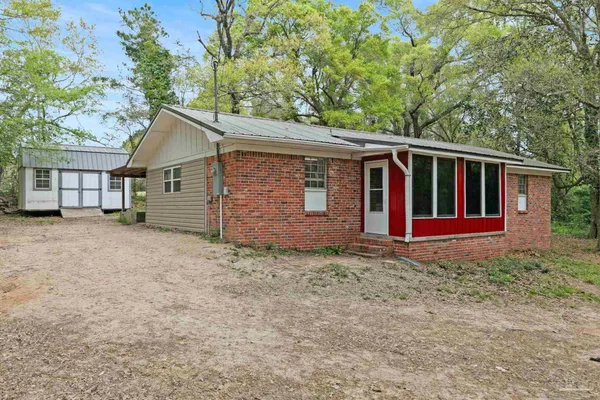 $199,900 | 6050 W Highway, McDavid, FL 32568