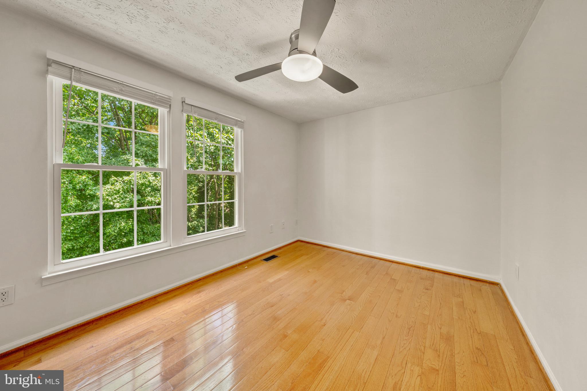 1931 Belmont Ridge Court Reston, VA 20191 - Photo 20 of 32